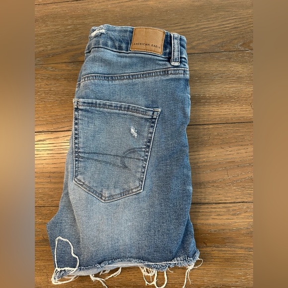 American Eagle Outfitters Pants - American Eagle Super Stretch Curvy Hi-Rise Shortie Shorts Size 6